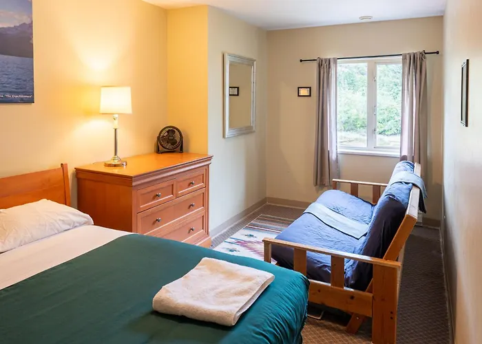 Squamish Adventure Inn